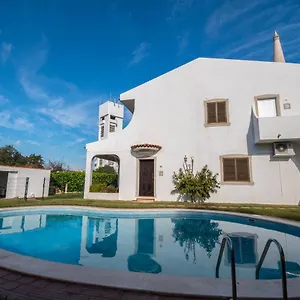 Pinto Appartement Quarteira