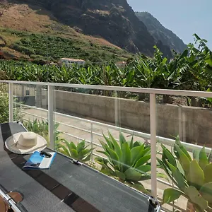 Blue Sea Apartment